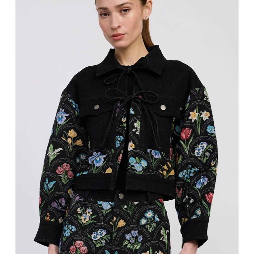 En Saison - Black Floral “Daphne Jacket”